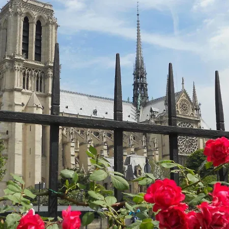 Notre Dame - Latin Quarter - 30 Nuits Min * Париж